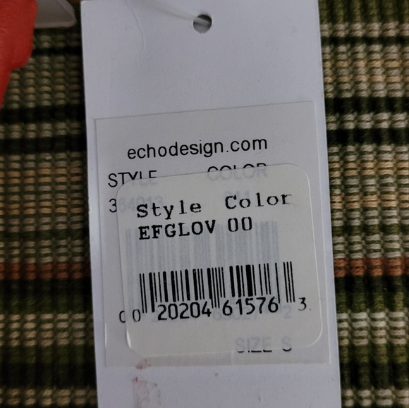 Echo Design Red Ladies gloves - Picture 2 of 3